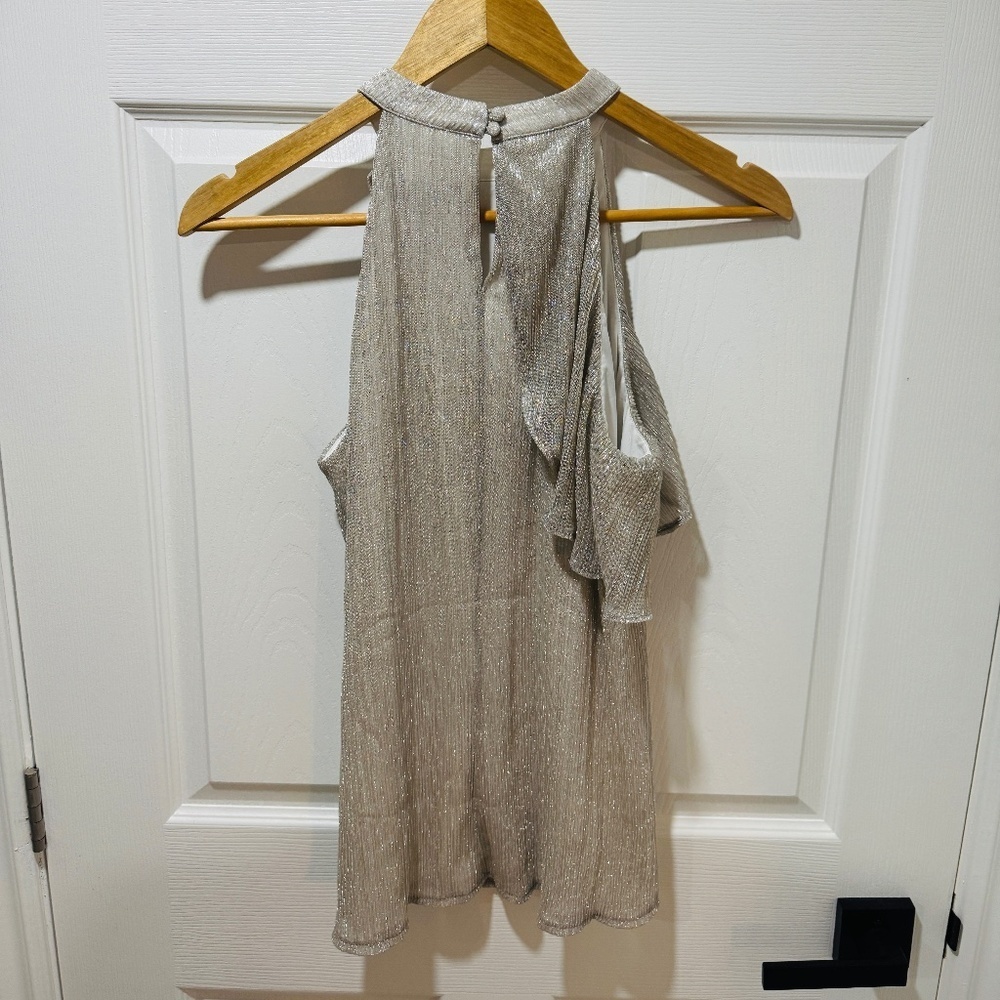White House Black Market - Sleeveless Top, Ribbed, Silvery, Flowy Material - Picture 2 of 3